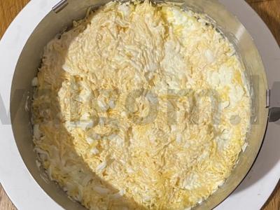 Saulėgrąžų salotos su rūkytomis vištienos krūtinėlėmis ir alyvuogėmis Žingsnis 6