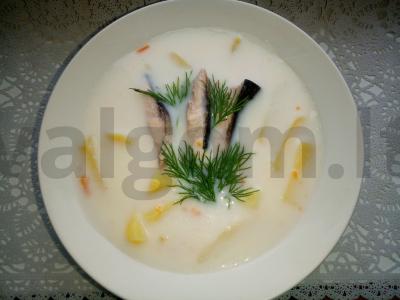 Lašišos sriuba su lydytu sūriu pagrindine nuotrauka