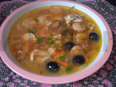 Sūris su marinuotais vyšniniais pomidorais pagrindine nuotrauka