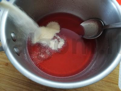 Spanguolių želė vaikams Žingsnis 3