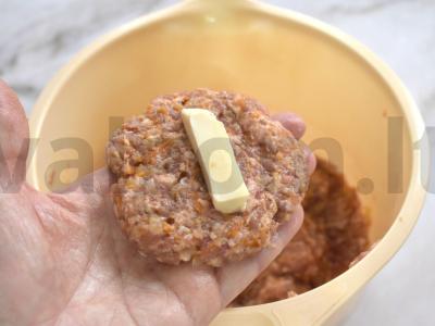 Kotletai su sūriu orkaitėje Žingsnis 6