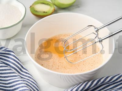 Saldūs ritinėliai su varške ir bananais Žingsnis 1