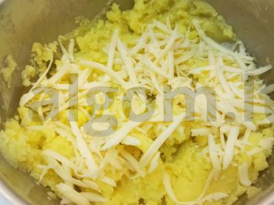 Koldūnai su bulvėmis ir sūriu Žingsnis 4