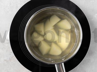 Avinų pyragas su faršu ir daržovėmis Žingsnis 1