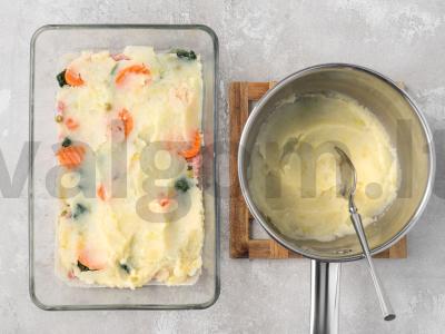 Avinų pyragas su faršu ir daržovėmis Žingsnis 7