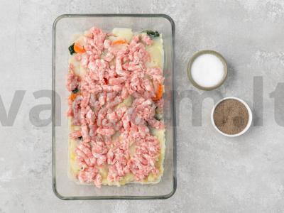 Avinų pyragas su faršu ir daržovėmis Žingsnis 8