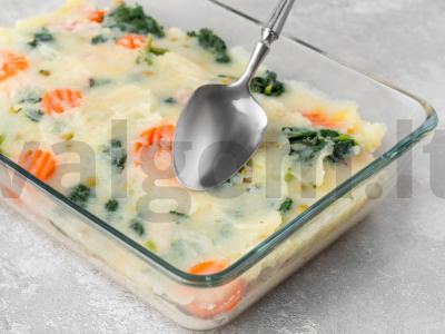 Avinų pyragas su faršu ir daržovėmis Žingsnis 9