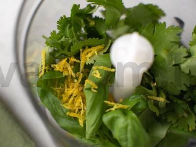 Salotos su lašiša ir cukinijų griežinėliais Žingsnis 2