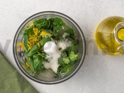 Salotos su lašiša ir cukinijų griežinėliais Žingsnis 3