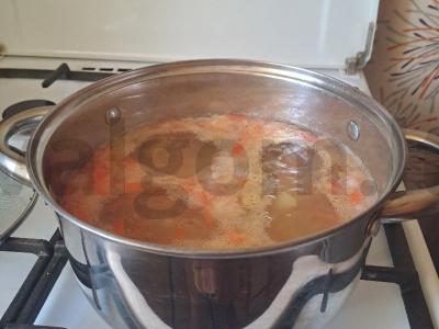 Sriuba su žuvies konservais, daržovėmis ir žolelėmis Žingsnis 8