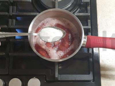 Putėsiukas iš vyšnių sulčių Žingsnis 4