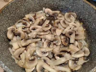 Menkių filė su grybais grietinėje Žingsnis 3