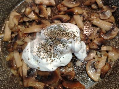 Menkių filė su grybais grietinėje Žingsnis 6