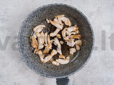 Risotto su vištiena ir salierais Žingsnis 10