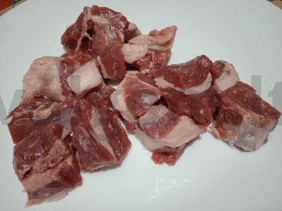 Jautienos ir pievagrybių šašlykai su čili pipirais orkaitėje Žingsnis 1