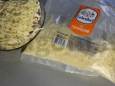 Sluoksniuotas salotas su kumpiu ir sūriu Žingsnis 10