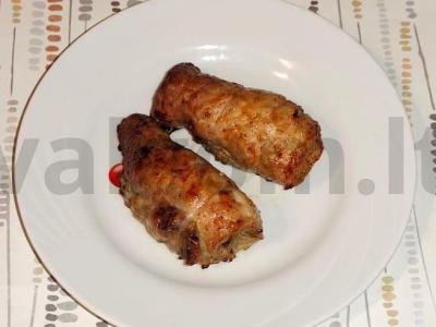 Kiaulienos ritinėliai su sviestu orkaitėje pagrindine nuotrauka