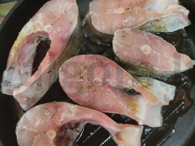 Sultingas storžnyplis grietinėlės-česnako padaže Žingsnis 4