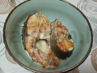 Sultingas storžnyplis grietinėlės-česnako padaže pagrindine nuotrauka