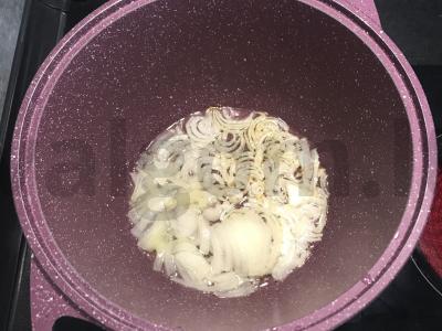 Nudų su daržovėmis, prieskoniais ir žolelėmis Žingsnis 1