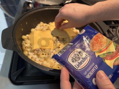 Makaronai su vištiena grietinėlės-sūrio padaže Žingsnis 5