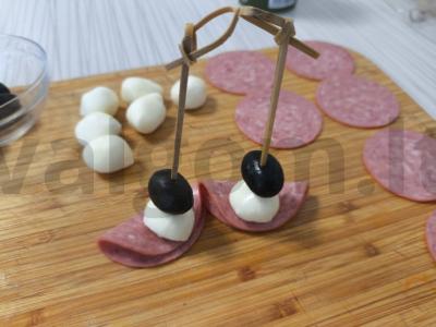 Kanarė su alyvuogėmis ir sūriu skamorca Žingsnis 2