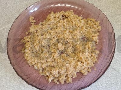 Kalmarai, troškinti grietinėje su kinoos garnyru Žingsnis 12