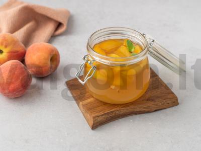 Persikų džemas su kauliukais pagrindine nuotrauka