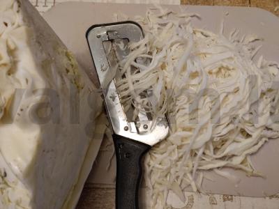 Kiaulienos šoninė, troškinta su kopūstais ir pomidorų pasta Žingsnis 3