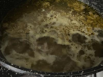 Sriuba su pievagrybiais ir vištiena Žingsnis 5