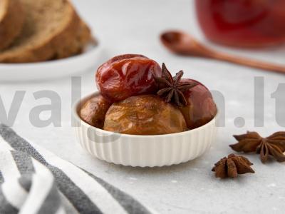 Marinuoti slyvos pagrindine nuotrauka