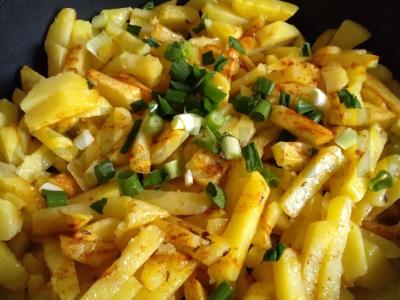 Kepta bulvė su žaliu svogūnu Žingsnis 6