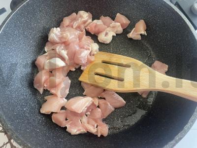 Sultinga funčozė pagal korėjietišką receptą su vištiena Žingsnis 1