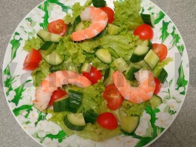 Salotas su langustinomis, apelsinu ir česnako-citrinų padažu Žingsnis 4