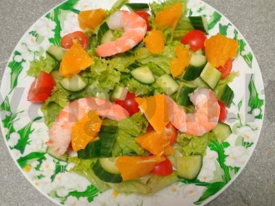 Salotas su langustinomis, apelsinu ir česnako-citrinų padažu Žingsnis 5