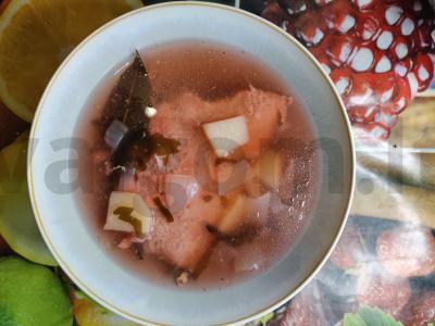 Žuvienė su jūros kopūstais ir lašišos pilvukais pagrindine nuotrauka