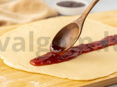 Velykinis pyragas „Sraigė“ Žingsnis 8