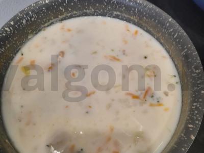 Suomijos žuvienė su raudonąja žuvimi ir brokoliais pagrindine nuotrauka