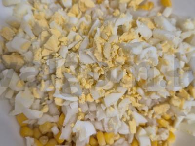 Vasaros daržovių krabų salotas Žingsnis 3