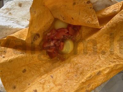 Omletas su pomidorais ir sūriu lavaše Žingsnis 3