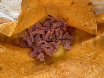 Omletas su pomidorais ir sūriu lavaše Žingsnis 4