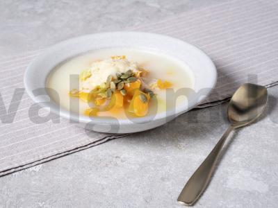 Moliūgų sriuba su sūriu pagrindine nuotrauka