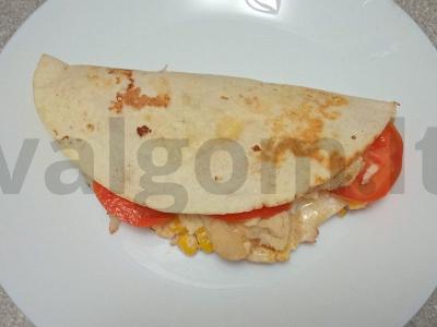 Tortilija su žiedine kopūstu, kukurūzais ir sūriu Žingsnis 8