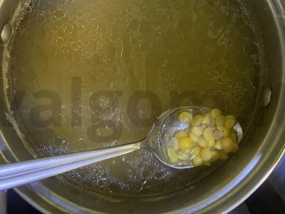 Kvapnus žirnių sriuba su rūkytomis vištienos krūtinėlėmis Žingsnis 6