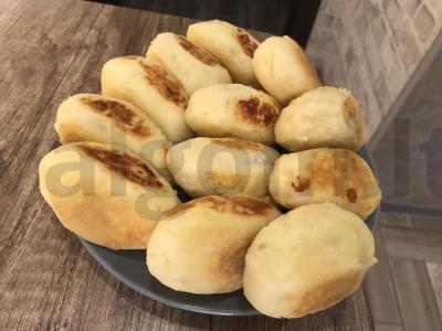 Bulvių zrazai su mėsos kukuliais viduje pagrindine nuotrauka