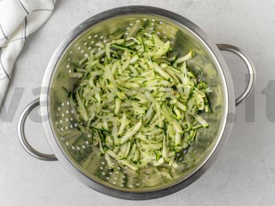 Cukinijų blynai Žingsnis 1