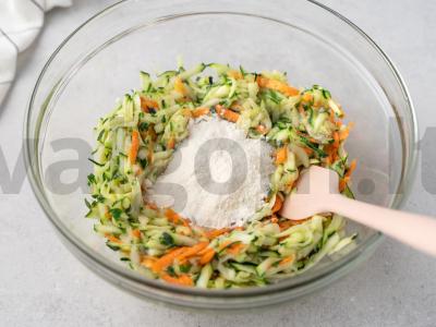 Cukinijų blynai Žingsnis 4