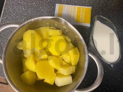 Skaniausias bulvių košė su sūdyta raudona žuvimi Žingsnis 2