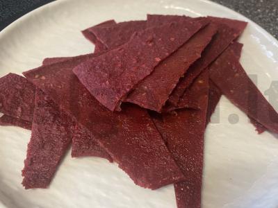 Vyšnių pastila džiovyklėje pagrindine nuotrauka