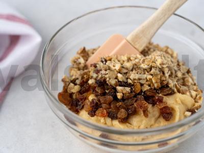 Raisiniai keksiukai silikoninėse formelėse Žingsnis 11